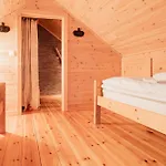 Magnusbua, Traditional Rorbu In Reine, Lofoten Vakantiehuis