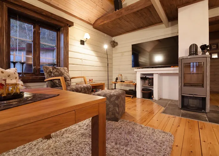 Ferienhaus Magnusbua, Traditional Rorbu In Reine, Lofoten *